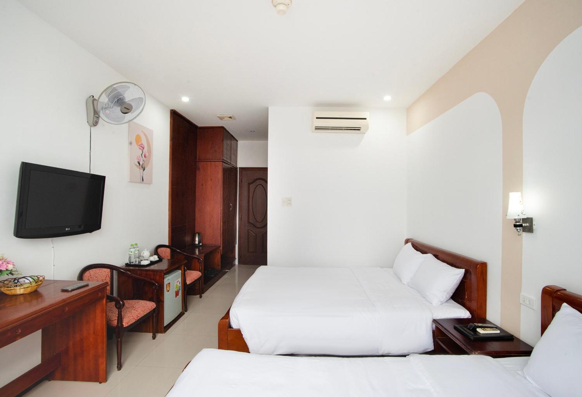 Eden Quy Nhon Hotel Екстер'єр фото