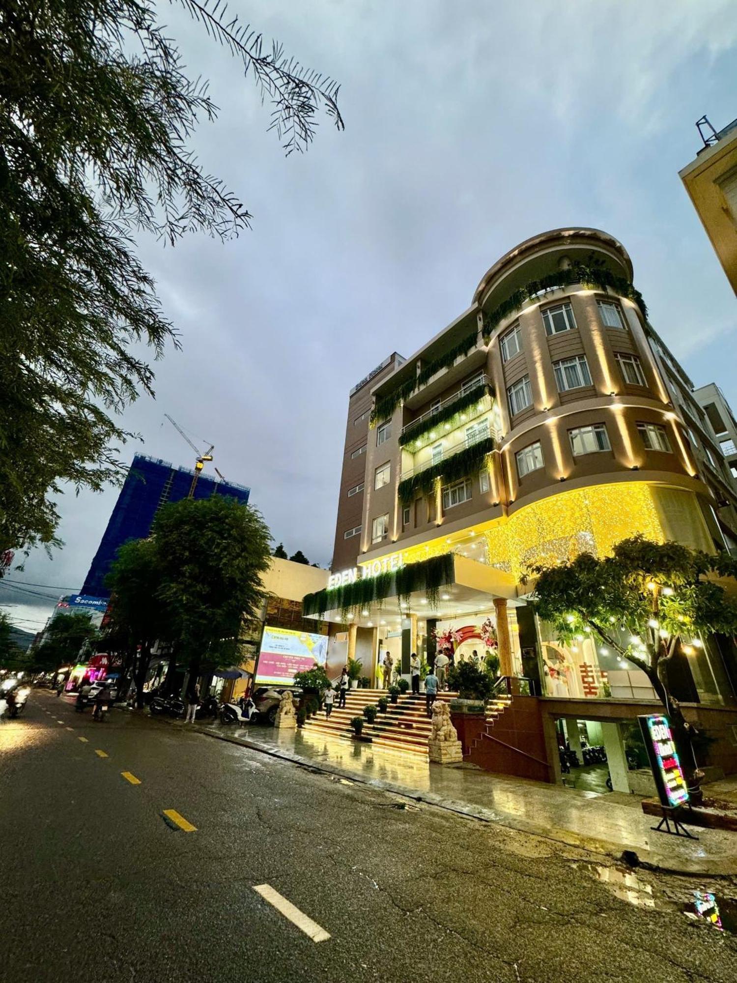 Eden Quy Nhon Hotel Екстер'єр фото